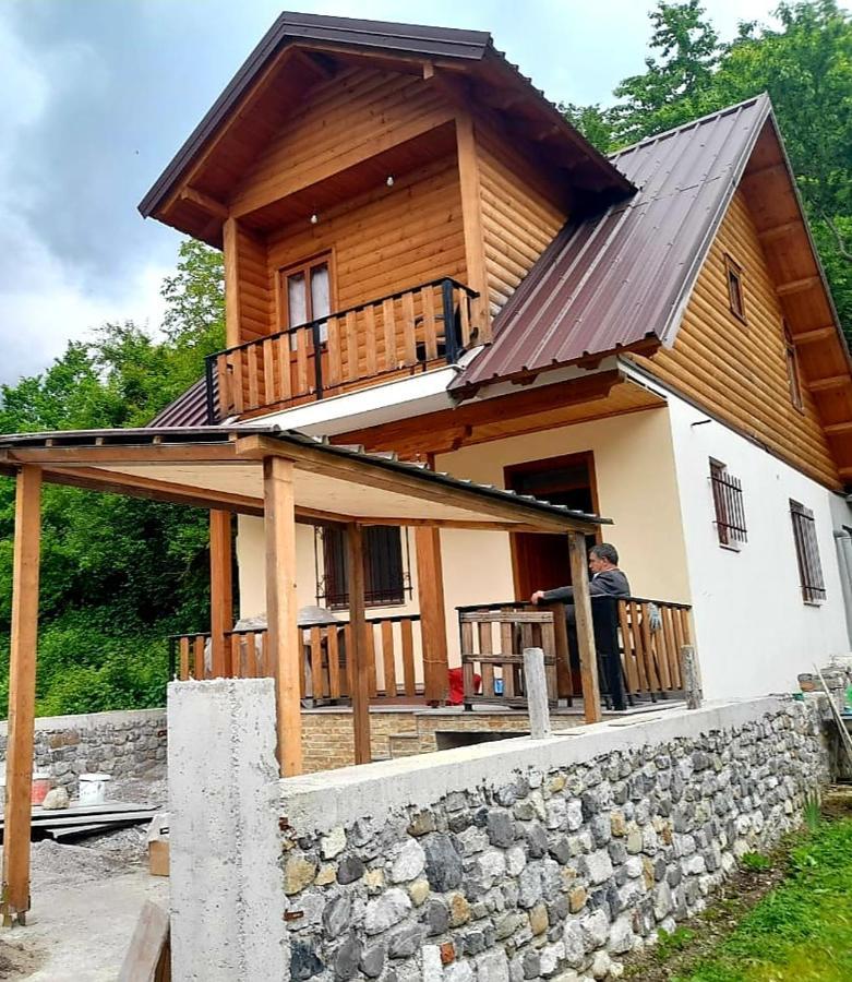 Guest House Shtepiza テス エクステリア 写真