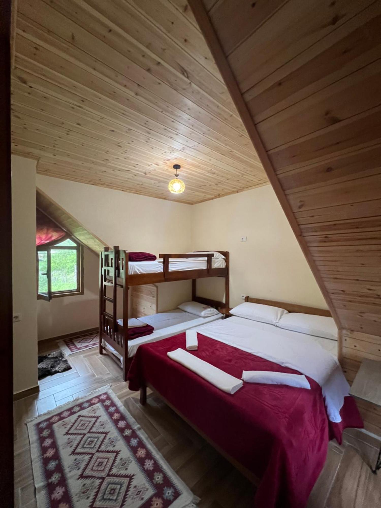 Guest House Shtepiza テス エクステリア 写真